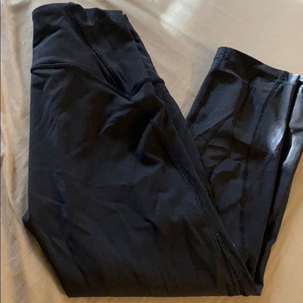 Lululemon train times crop